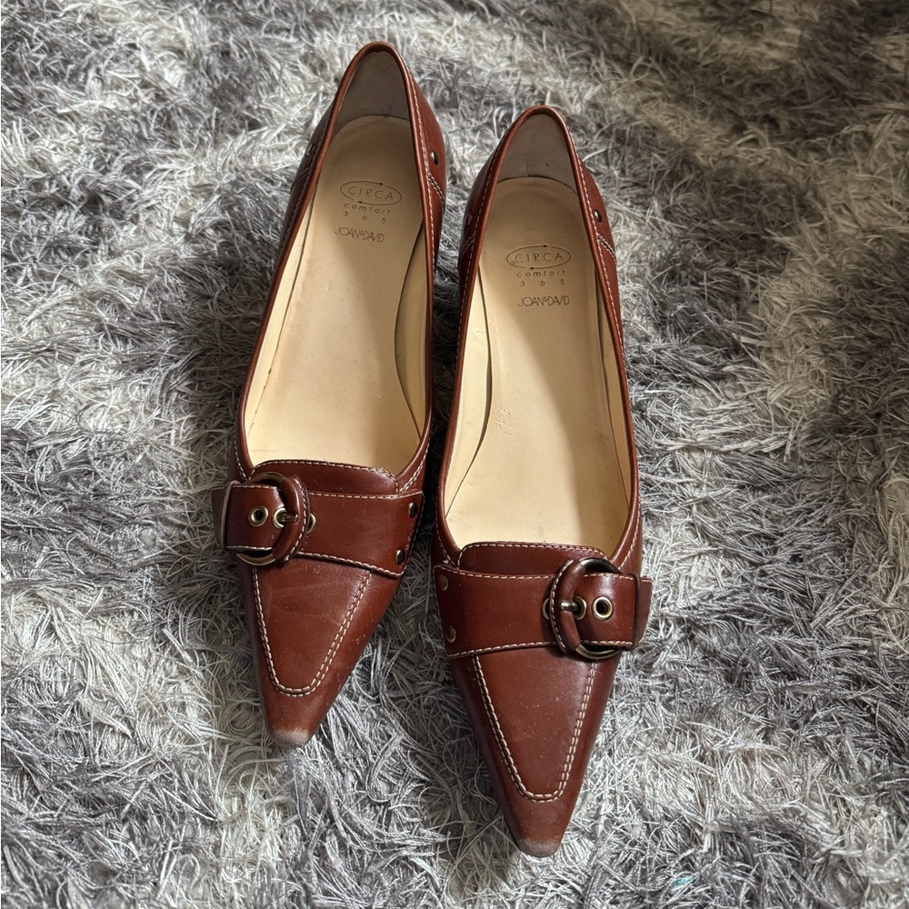 Joan & David Brown Leather Kitten Heels